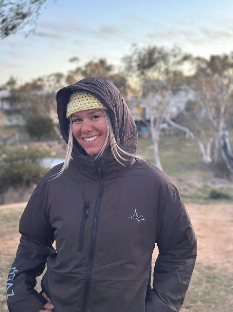 ZVEY Z-Light jacket worn by model front view
ZVEY Z-Light insulated jacket on model charcoal Australia
model wearing ZVEY Z-Light lightweight hiking jacket
ZVEY Z-Light jacket fit on model 173cm
ZVEY synthetic insulated jacket worn outdoors